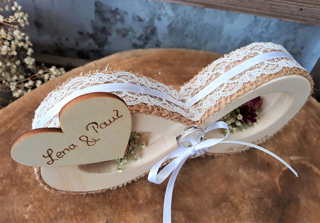 Hochzeit Ringkissen Ringhalter Holz Unendlichkeitszeichen für Eheringe mit Namen 